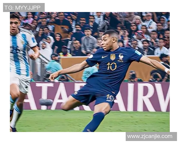 足球明星怒斥对手瞬间曝光引发热议视频回顾精彩瞬间与背后故事