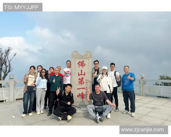 时团携手足球明星共创精彩时刻引领青春热潮 时团携手足球明星共创精彩时刻引领青春热潮